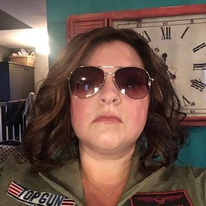 Meet your Posher, Tara